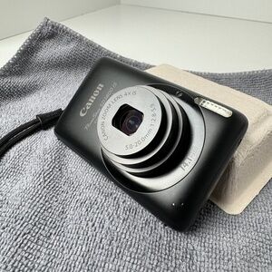 Canon PowerShot SD1400IS 14.1 MP Digital Camera